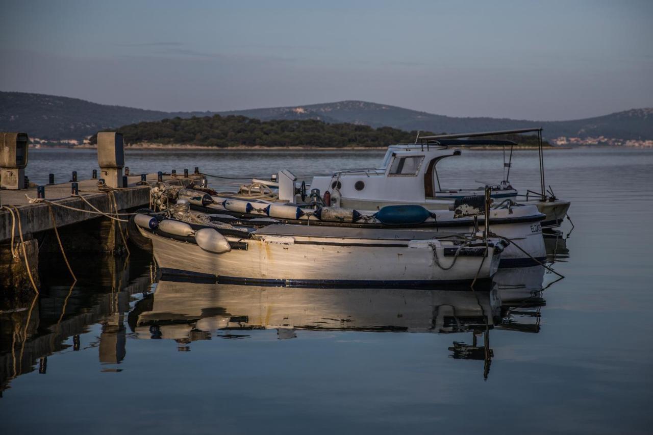 Dina Lägenhet Biograd Na Moru